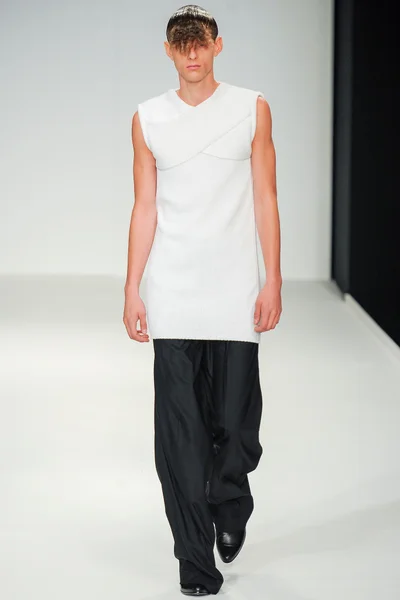 Look 23